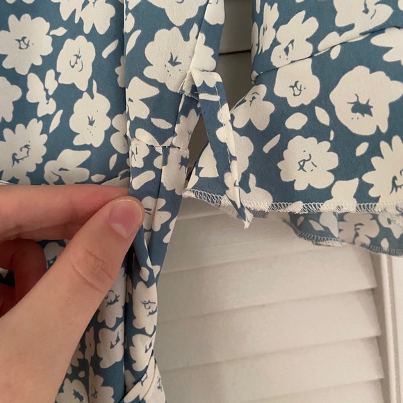 Boutique blue floral midi dress - Picture 3 of 4